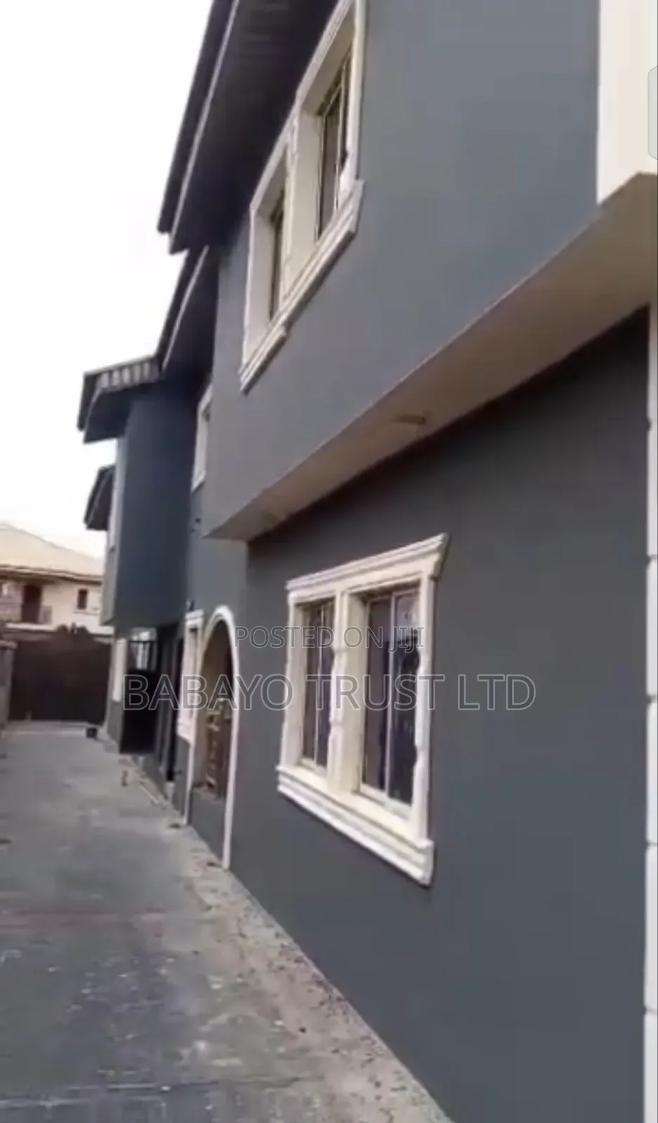 12bdrm Block of Flats in Fagba for sale in Fagba