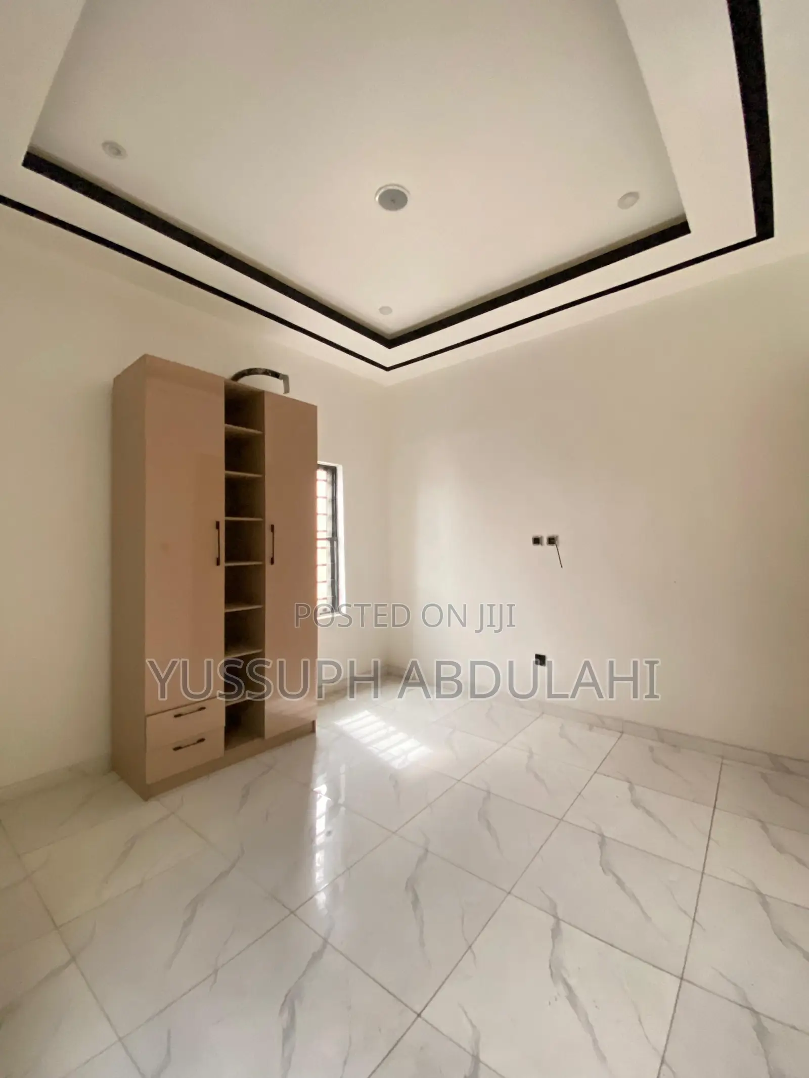 4bdrm Duplex in Chevron for sale in Chevron