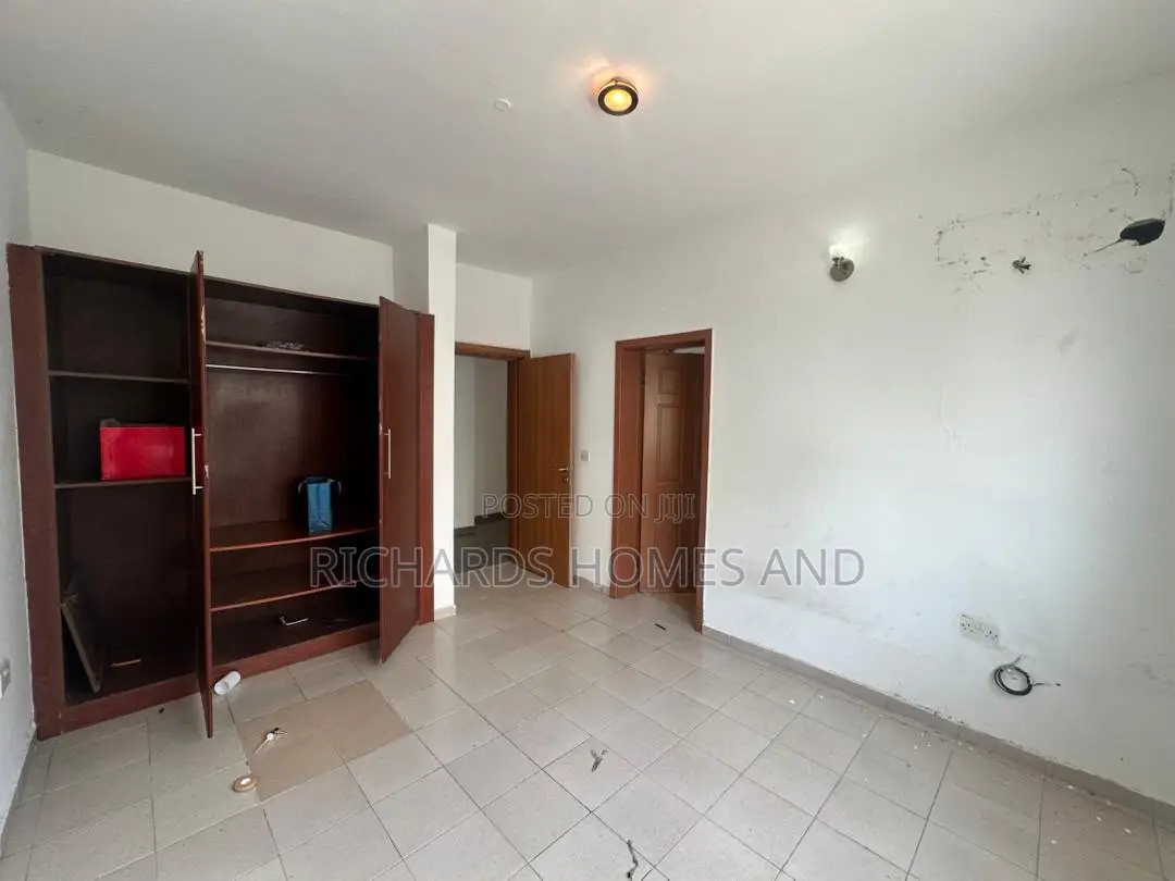 3bdrm Apartment in Lekki Phase 1 for rent in Lekki Phase 1
