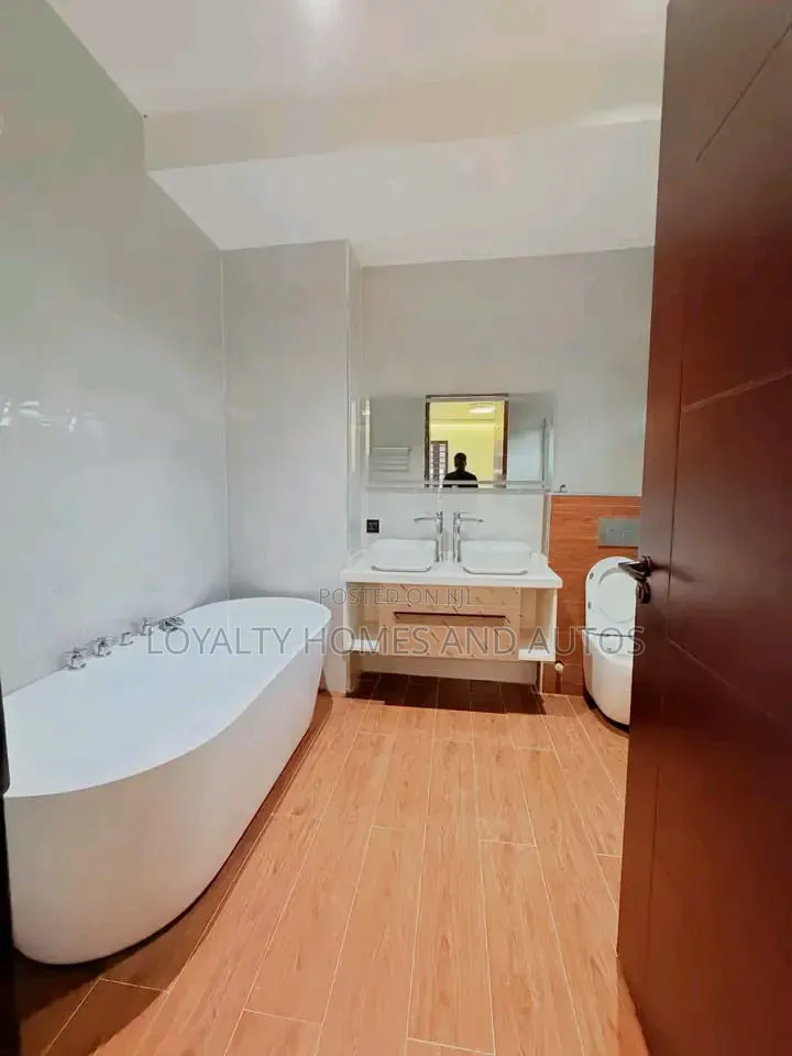4bdrm Duplex in Opebi for sale in Opebi