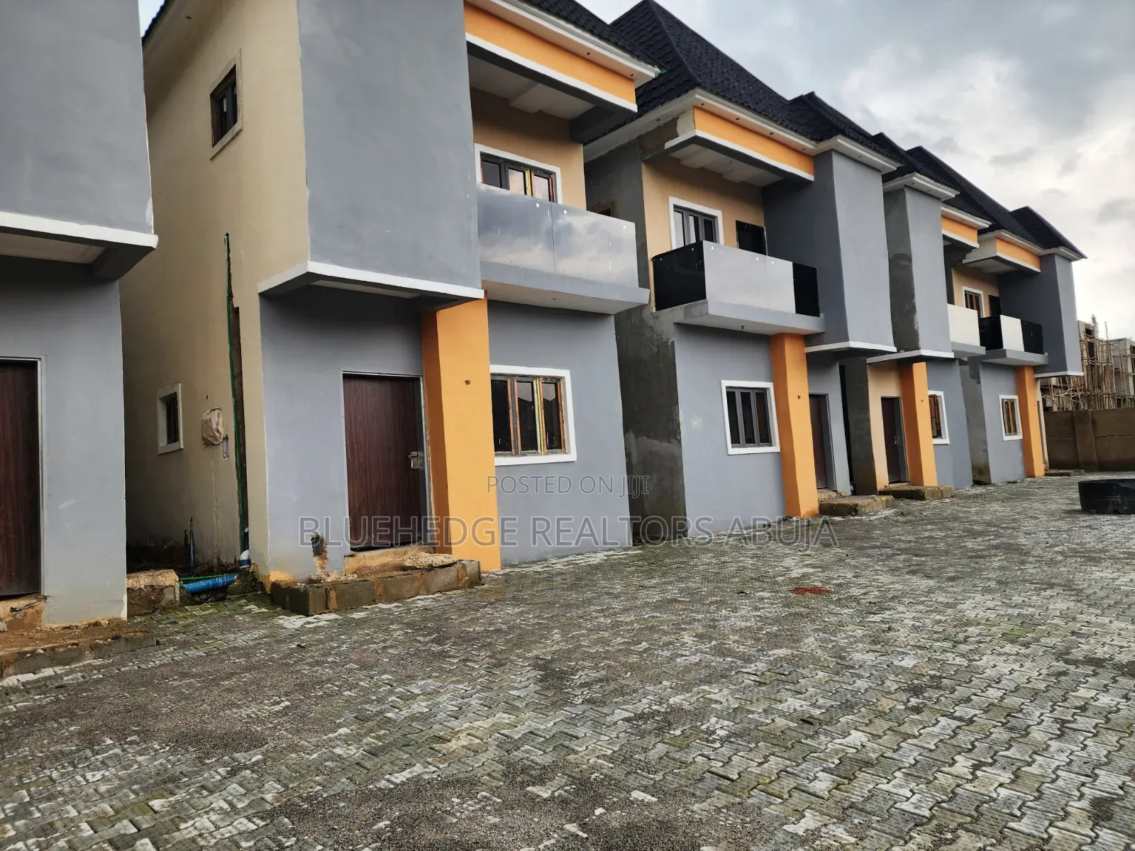 4bdrm Duplex in Dawaki for sale in Dawaki