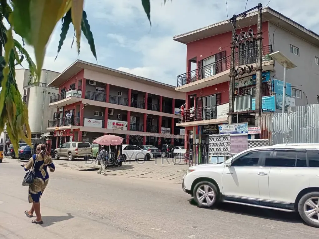 Plaza For. Sale on Lagos in Oba Akran