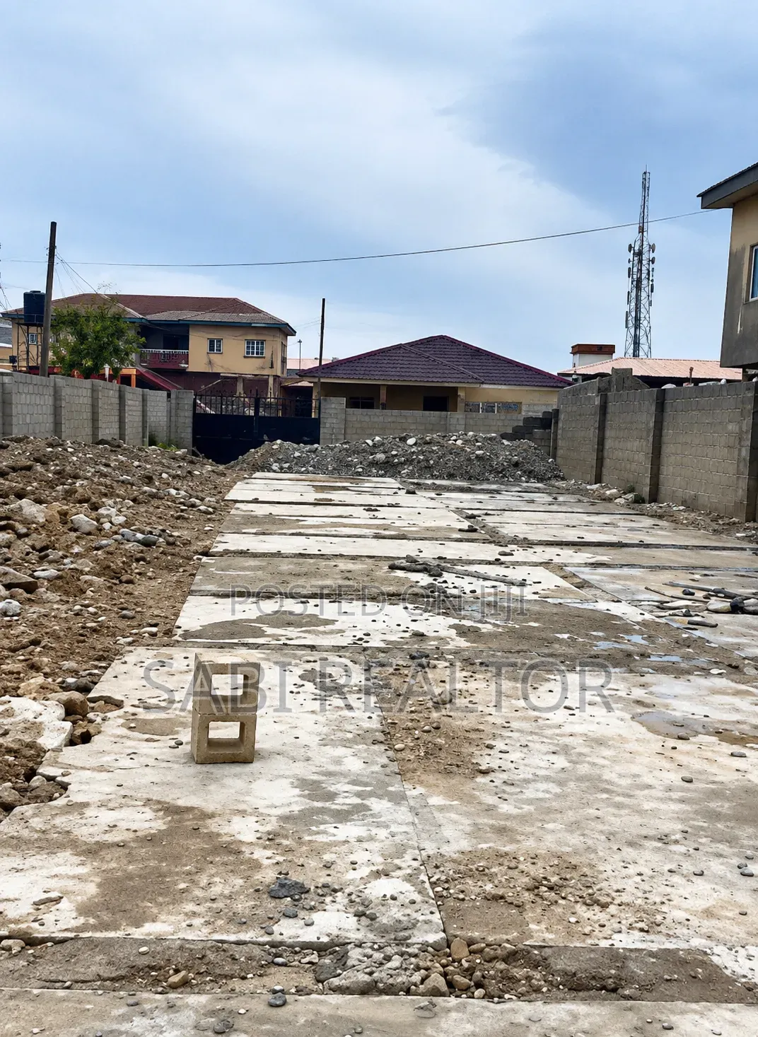 40x120ft Land Along Timi Agbaje Funsho Owoyemi Oko Oba Abule Egba in Oko-Oba