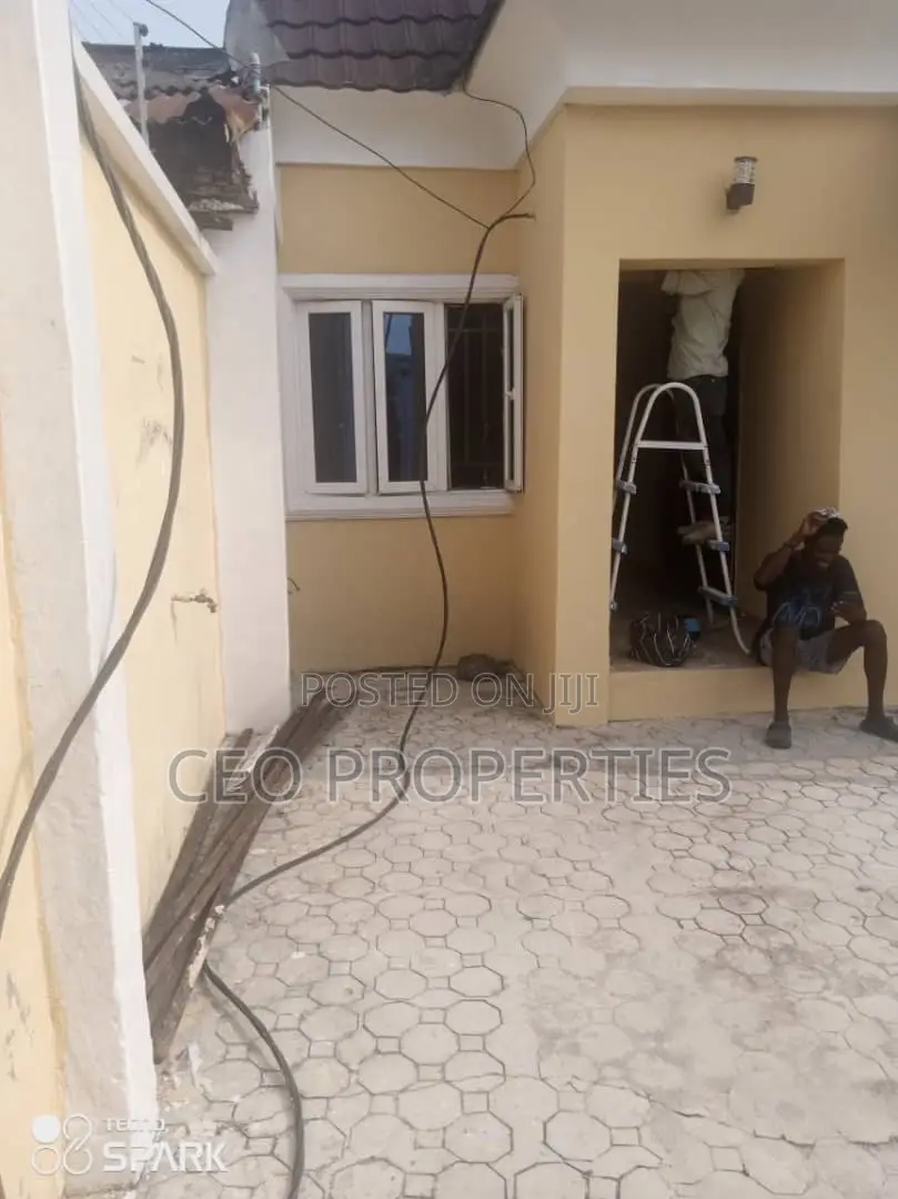 2bdrm Bungalow in Abraham Adesanya for sale in Abraham Adesanya Estate