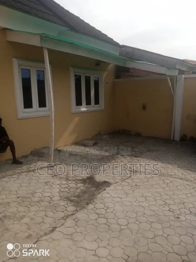 2bdrm Bungalow in Abraham Adesanya for sale in Abraham Adesanya Estate