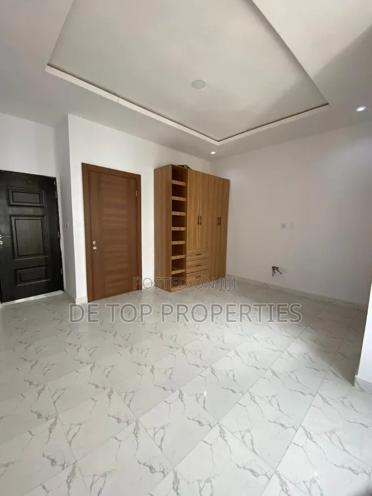 3bdrm Duplex in Ikota, Lekki Phase 1 for rent in Lekki Phase 1