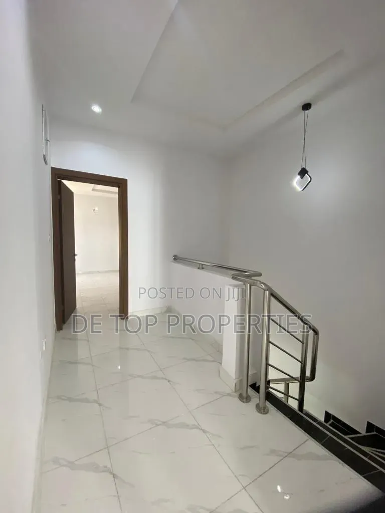3bdrm Duplex in Ikota, Lekki Phase 1 for rent in Lekki Phase 1