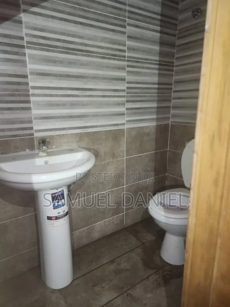 4bdrm Duplex in Elegushi Estate for rent in Ikate-Elegushi