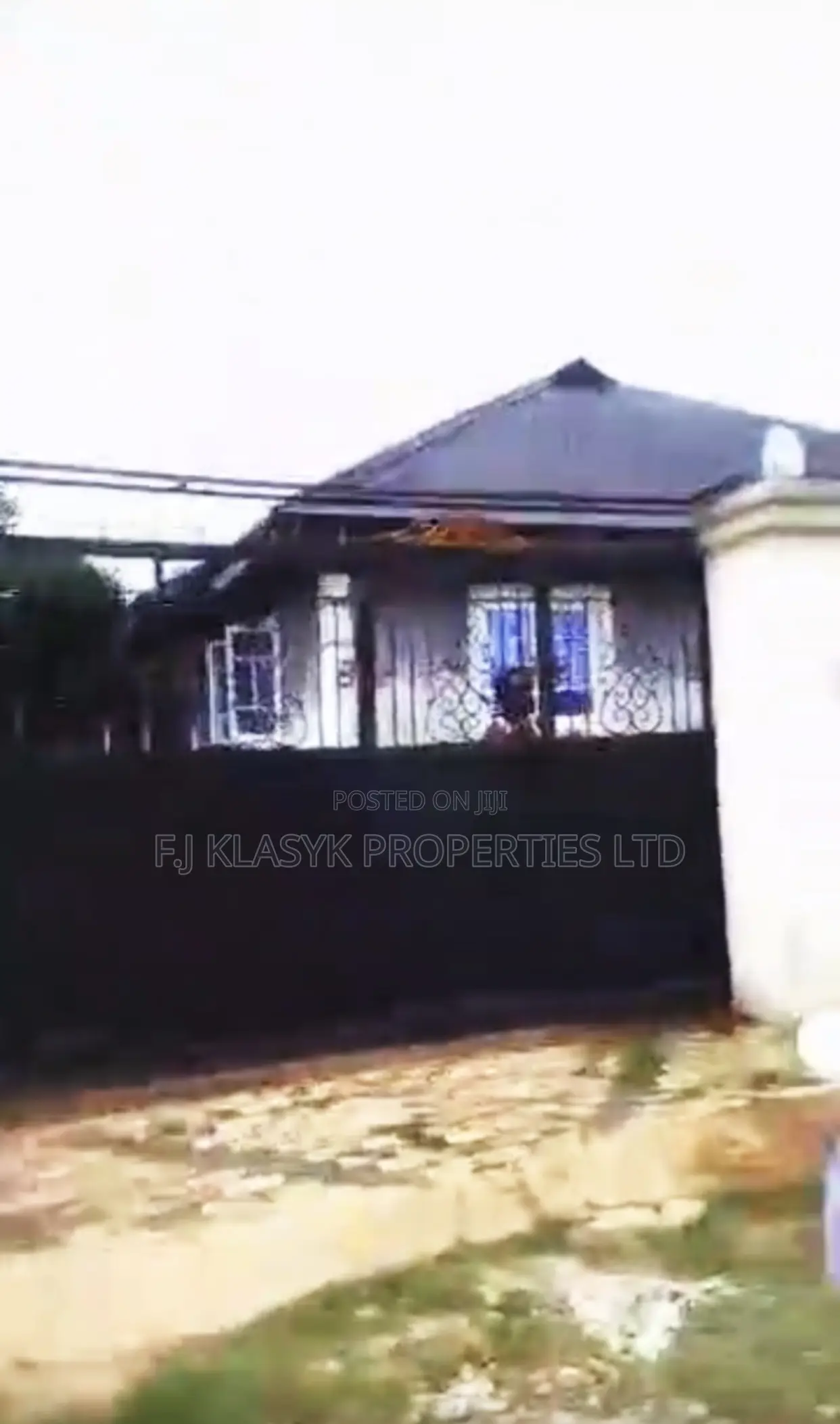 6bdrm Apartment in Benin City for sale in Benin City