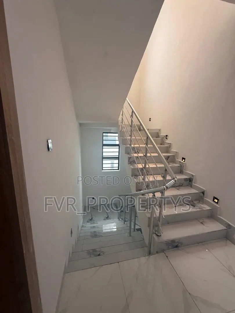 Mini Flat in Ologolo for rent in Ologolo