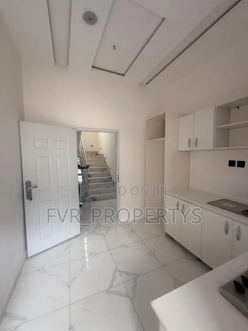 Mini Flat in Ologolo for rent in Ologolo