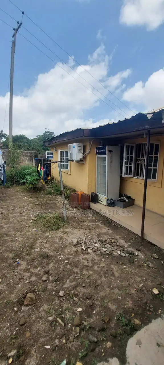 3bdrm Bungalow in Life Camp for sale in Life Camp