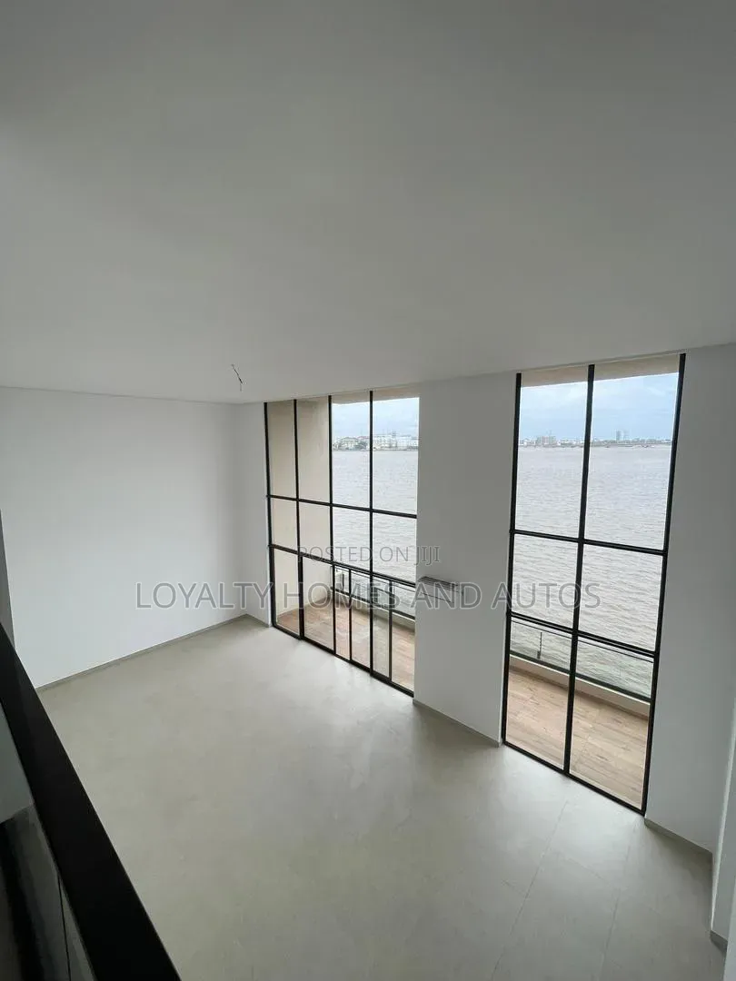 5bdrm Duplex in Old Ikoyi for sale in Old Ikoyi