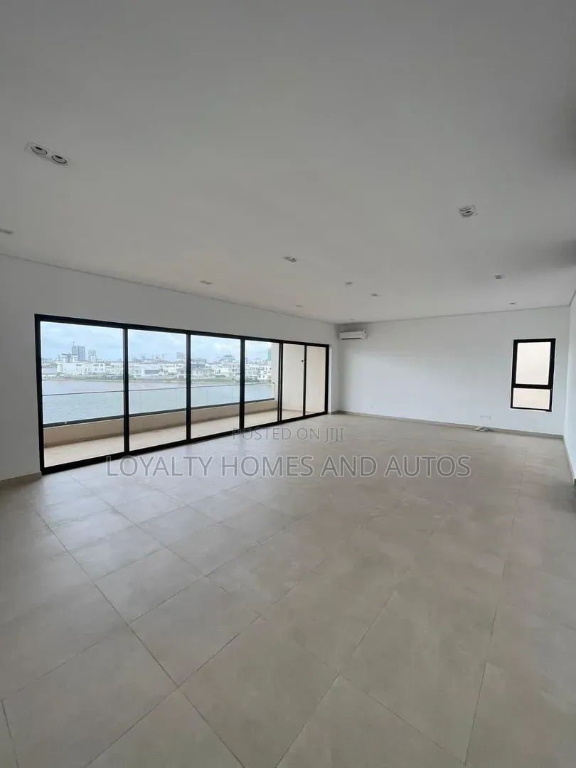 5bdrm Duplex in Old Ikoyi for sale in Old Ikoyi