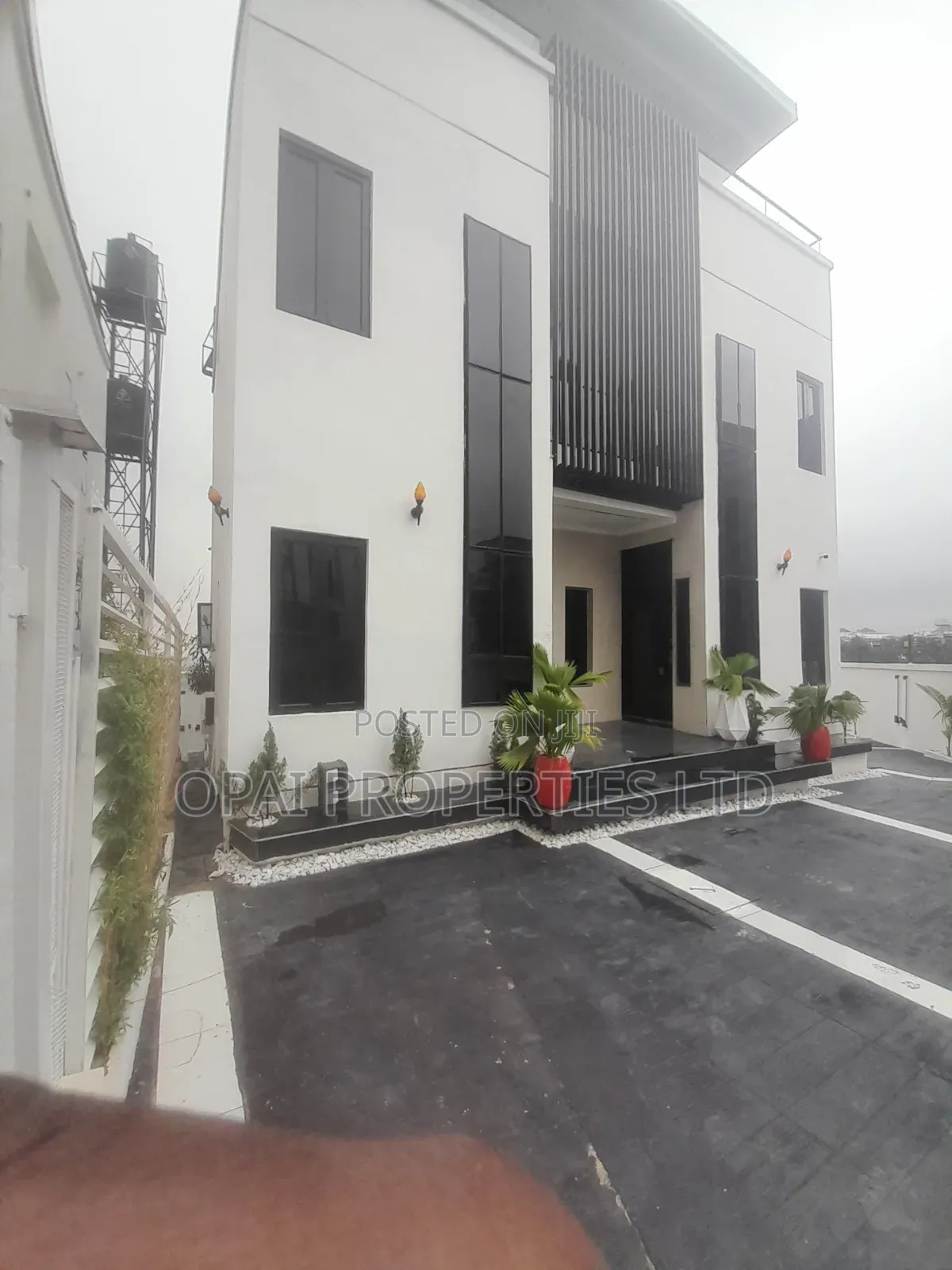 Furnished 5bdrm House in Guzape District for sale in Guzape District