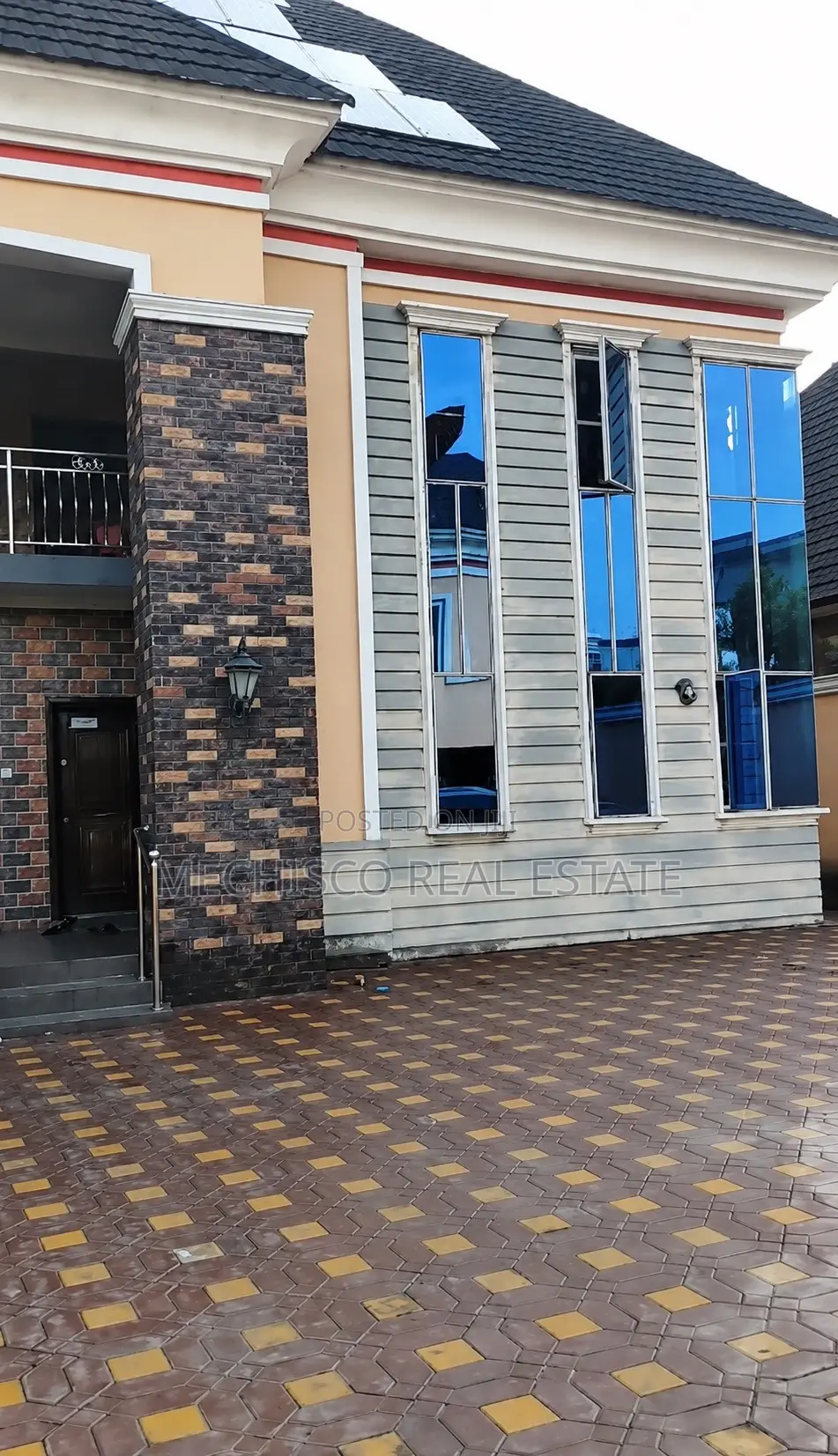 4bdrm Duplex in Eliozu for sale in Eliozu