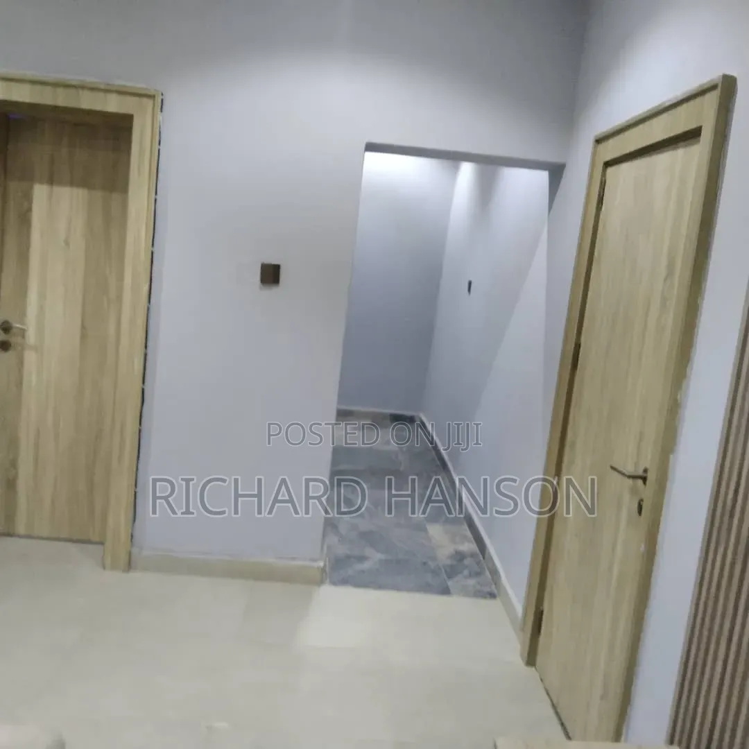 Abuja Hotel for Sale in Apo Resettlement