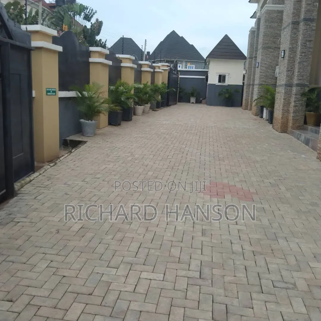 Abuja Hotel for Sale in Apo Resettlement