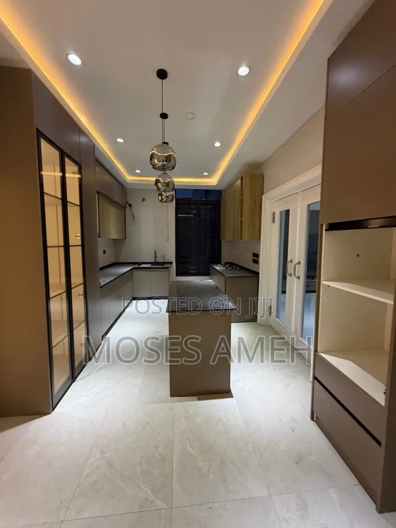 3bdrm Apartment in Guzape District for sale in Guzape District