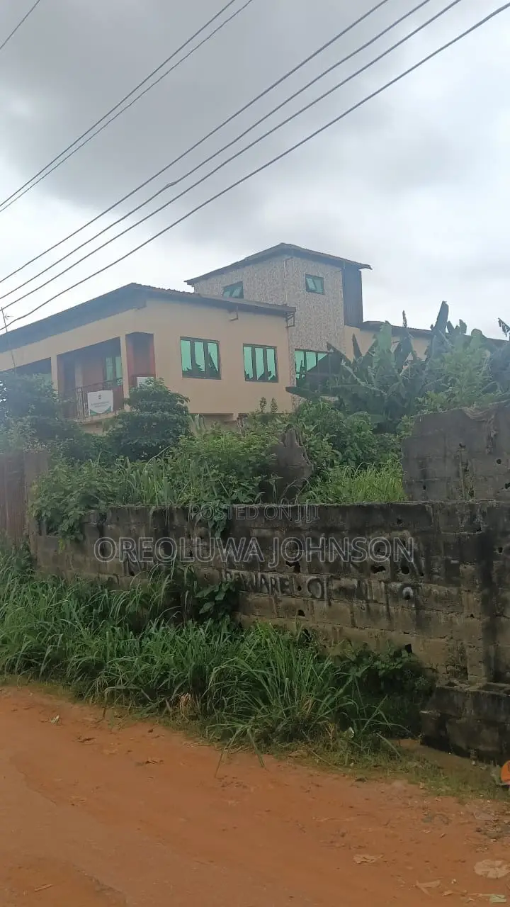 Sales Sales !!!!!! On a Full Plot in Iseri Olofin