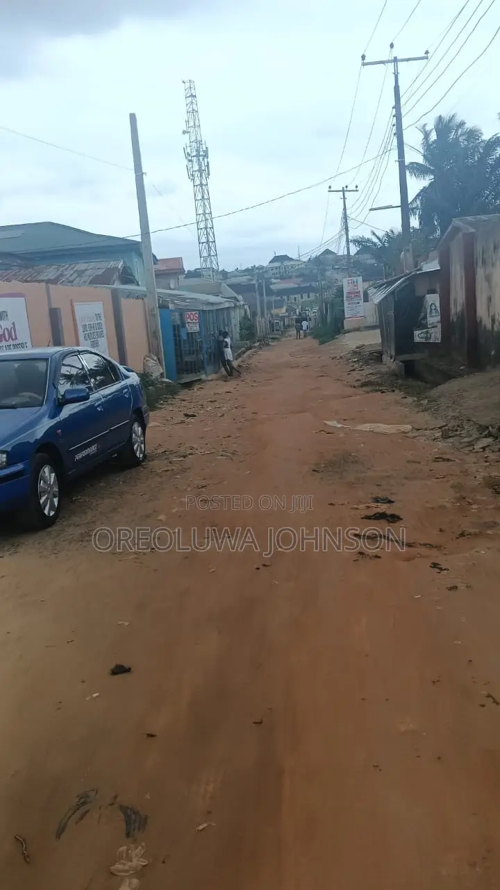 Sales Sales !!!!!! On a Full Plot in Iseri Olofin