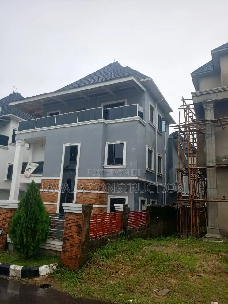 4bdrm Duplex in FHA for rent in FHA
