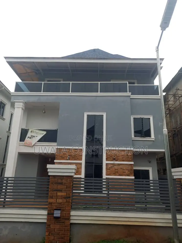 4bdrm Duplex in FHA for rent in FHA