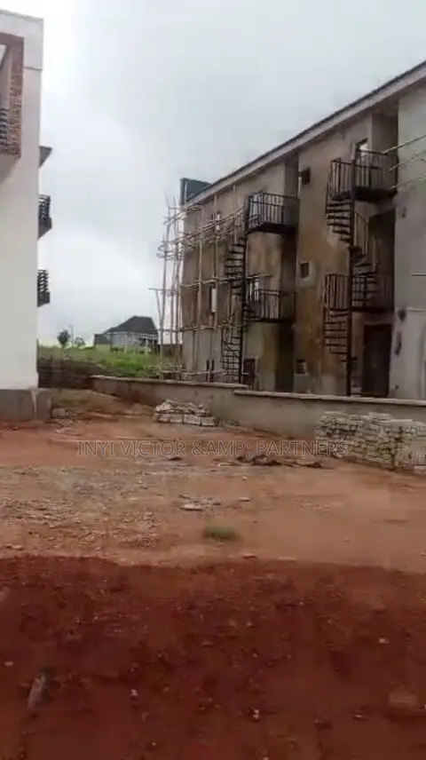3bdrm Block of Flats in Idu Industrial for sale in Idu Industrial