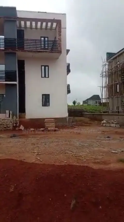 3bdrm Block of Flats in Idu Industrial for sale in Idu Industrial