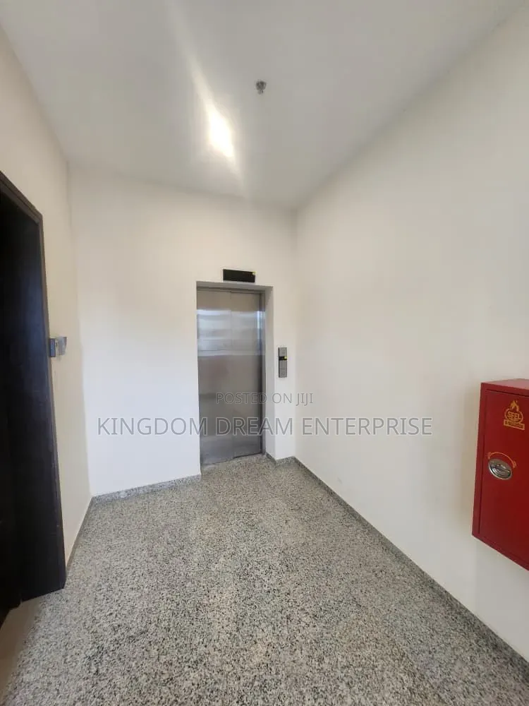 3bdrm Apartment in Off Bourdilon Ikoyi, Bourdillon for rent in Bourdillon