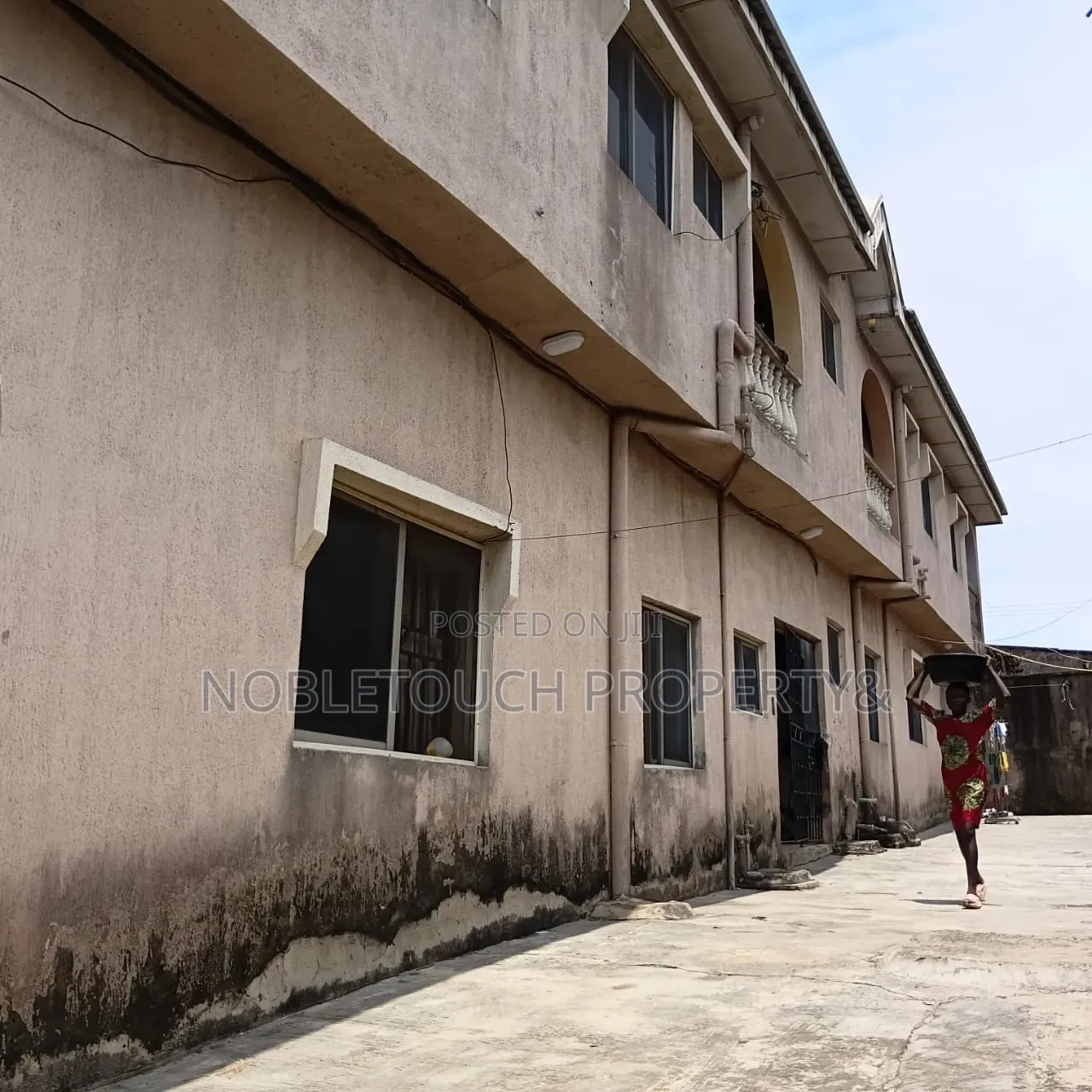 2bdrm Block of Flats in Agodo Ikotun Egbe, Cele for sale in Cele