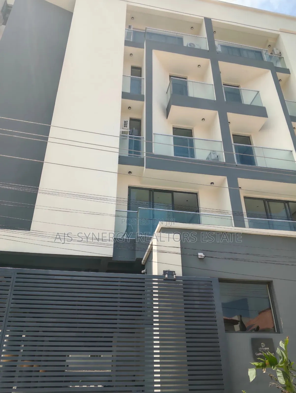 3bdrm Apartment in Behind Evercare, Lekki Phase 1 for sale in Lekki Phase 1