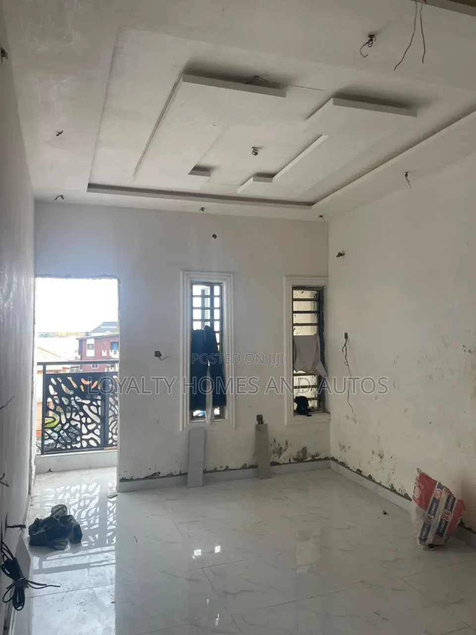 4bdrm Duplex in Alaka Estate for sale in Alaka Estate