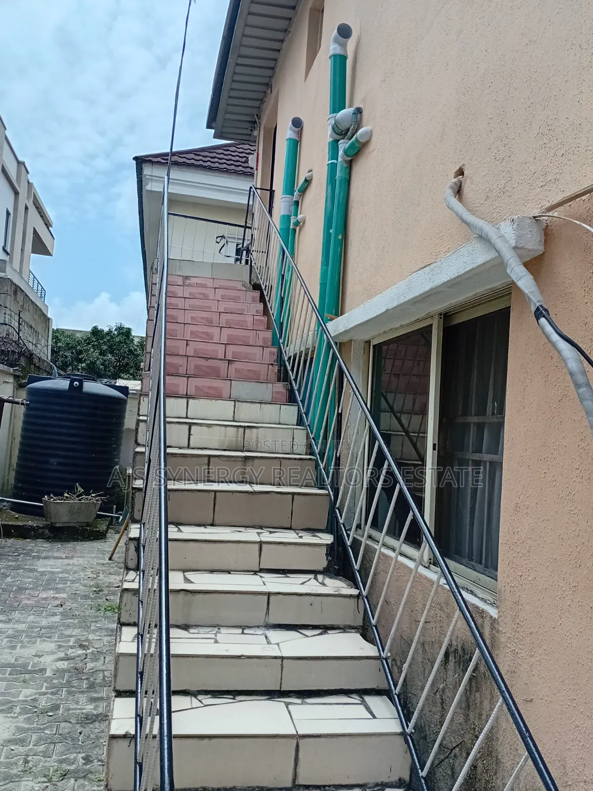 2bdrm Apartment in Lekki Phase1 for rent in Lekki Phase 1