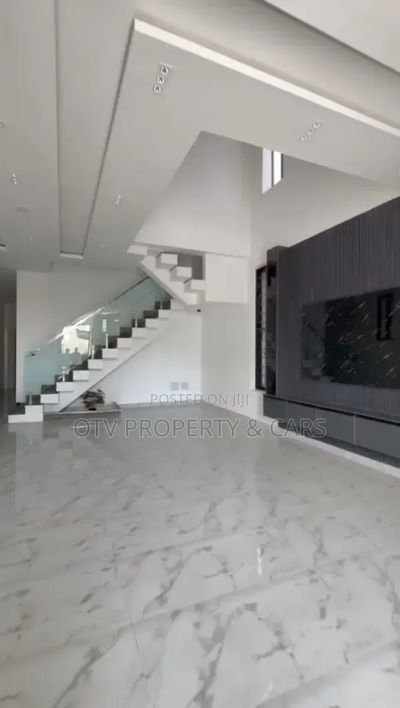 Furnished 5bdrm Duplex in Lekki Phase 1 for sale in Lekki Phase 1