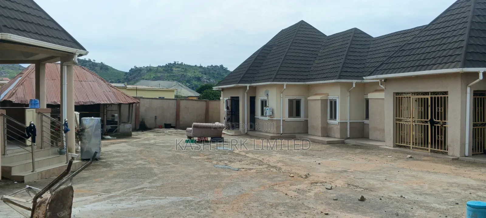 6bdrm House in Global Suite, Bwari / Bwari for sale in Bwari / Bwari