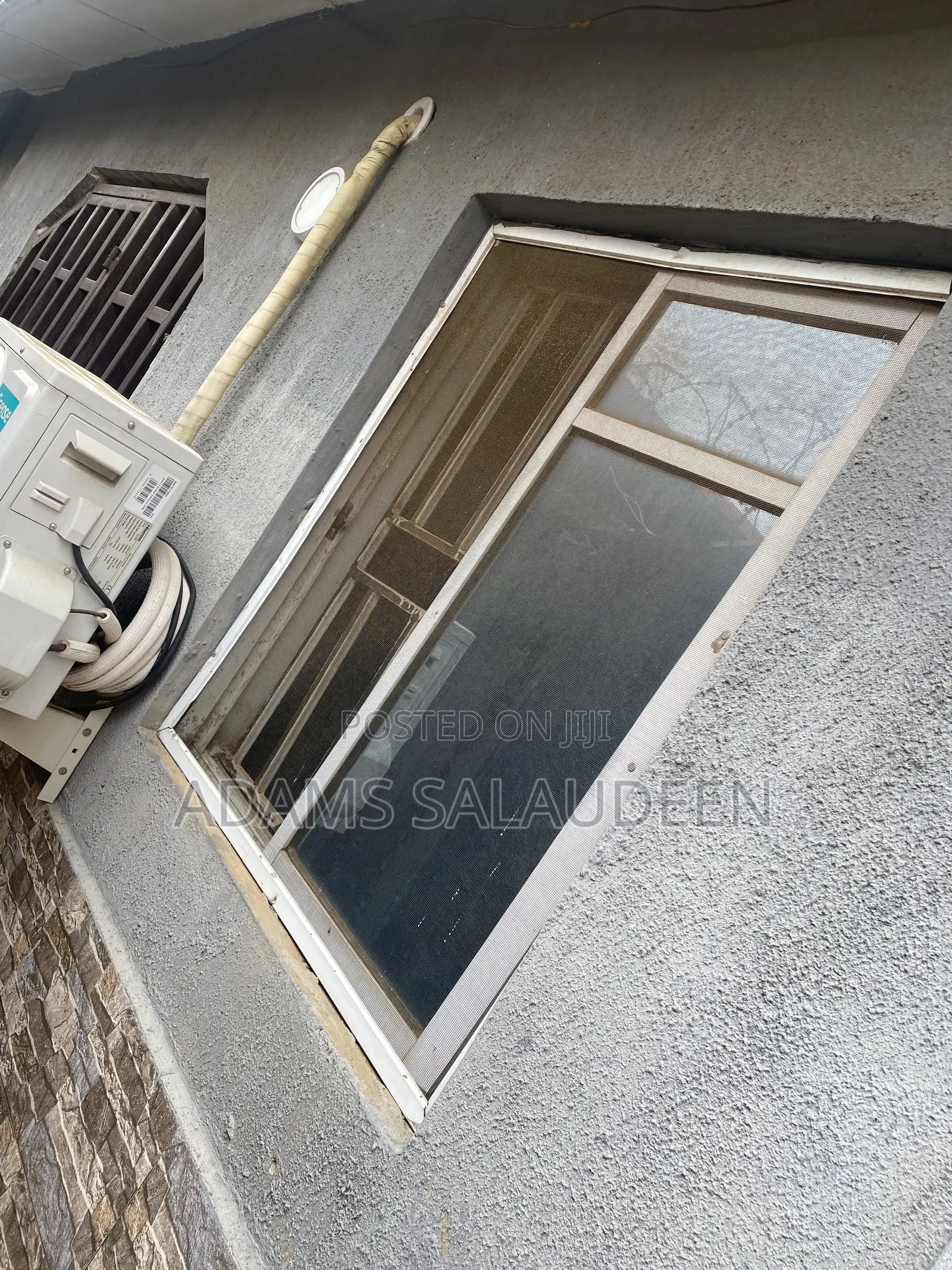 5bdrm Bungalow in Off Clem Road, Abule Egba for sale in Abule Egba