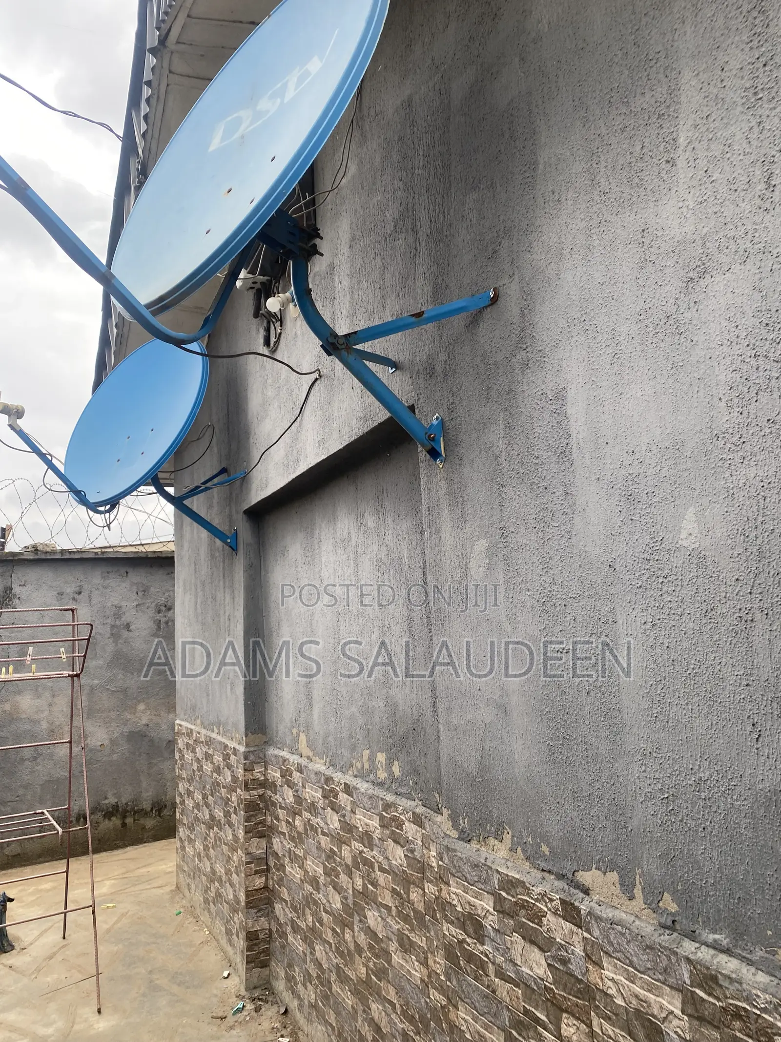 5bdrm Bungalow in Off Clem Road, Abule Egba for sale in Abule Egba