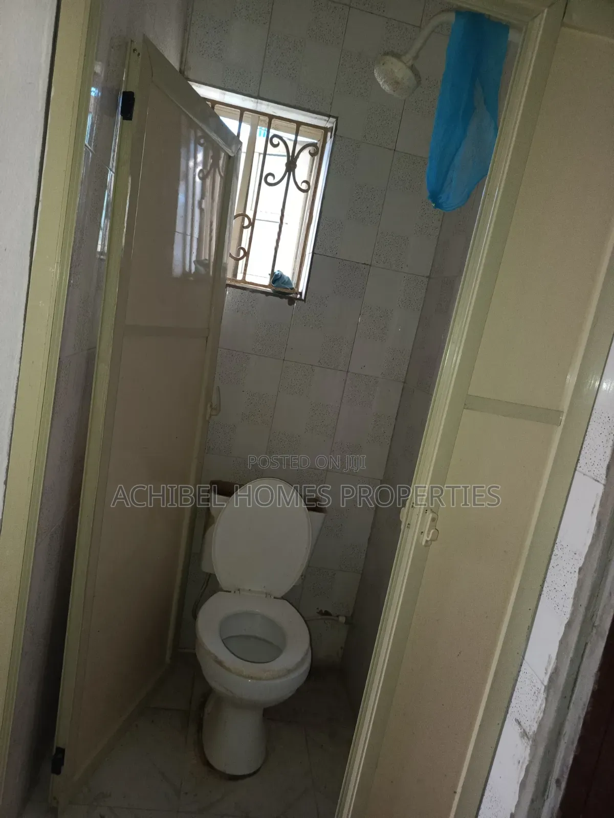 1bdrm Block of Flats in Opposite Peaceville, Lekki Phase 2 for rent in Lekki Phase 2