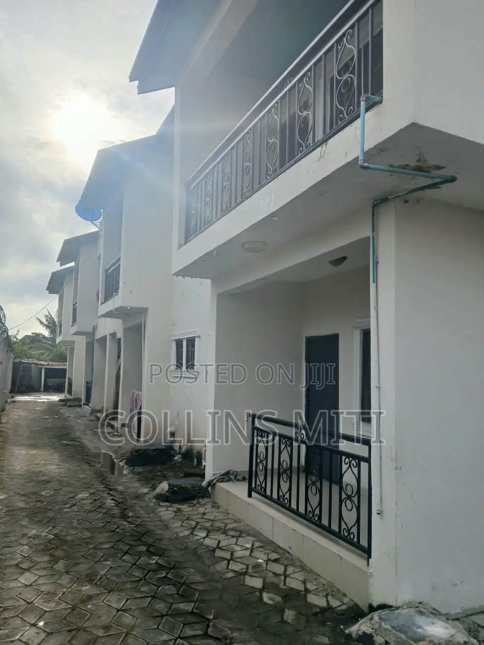 3bdrm Block of Flats in Pennisular Gardens for sale in Peninsula Estate