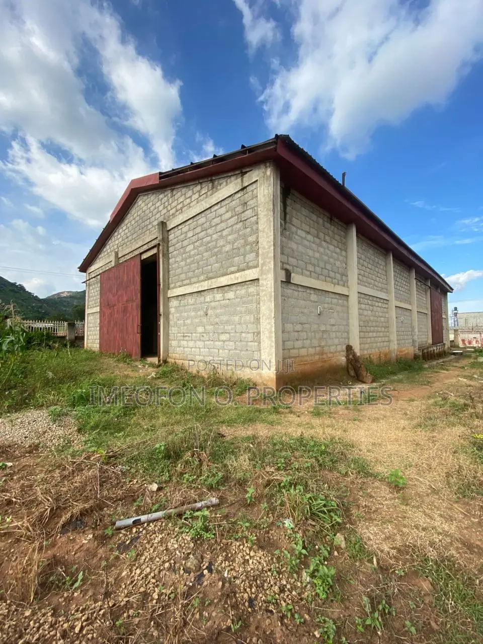 For Rent
Warehouse Close to the Tarred Road in Kubwa