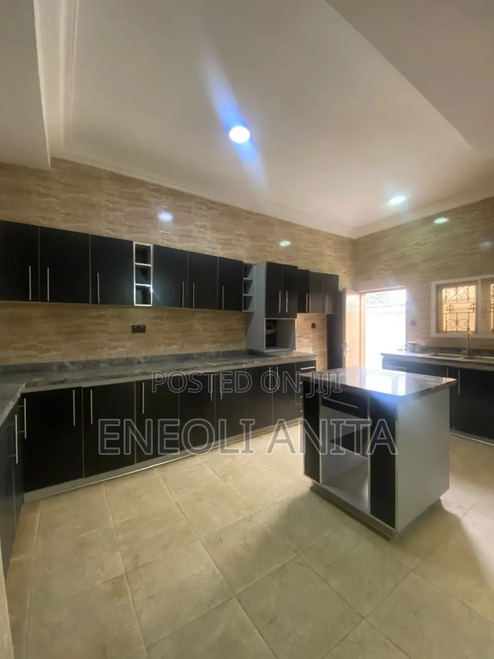 6bdrm Duplex in Asokoro for sale in Asokoro