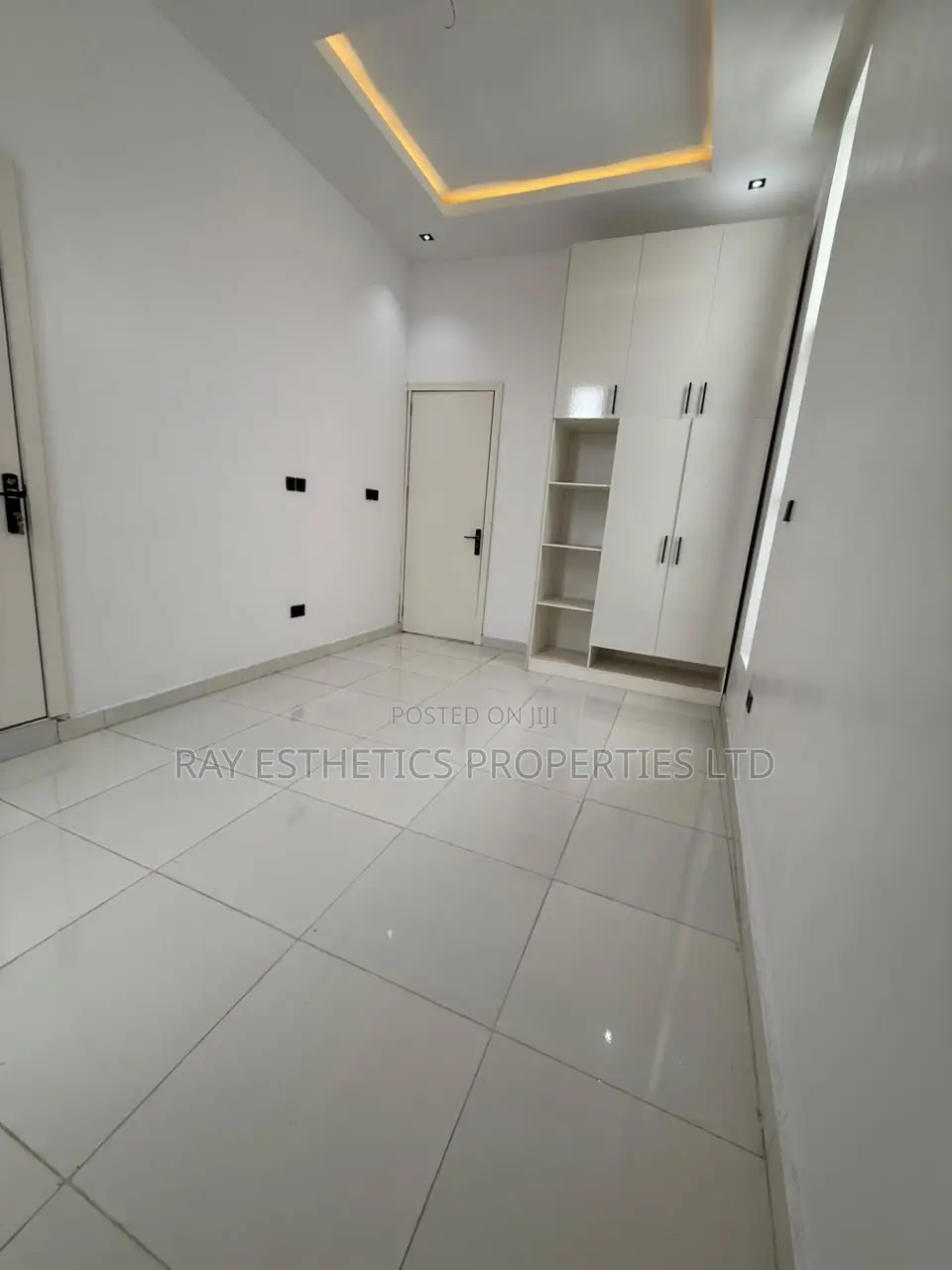 4bdrm Duplex in Sangotedo for sale in Sangotedo