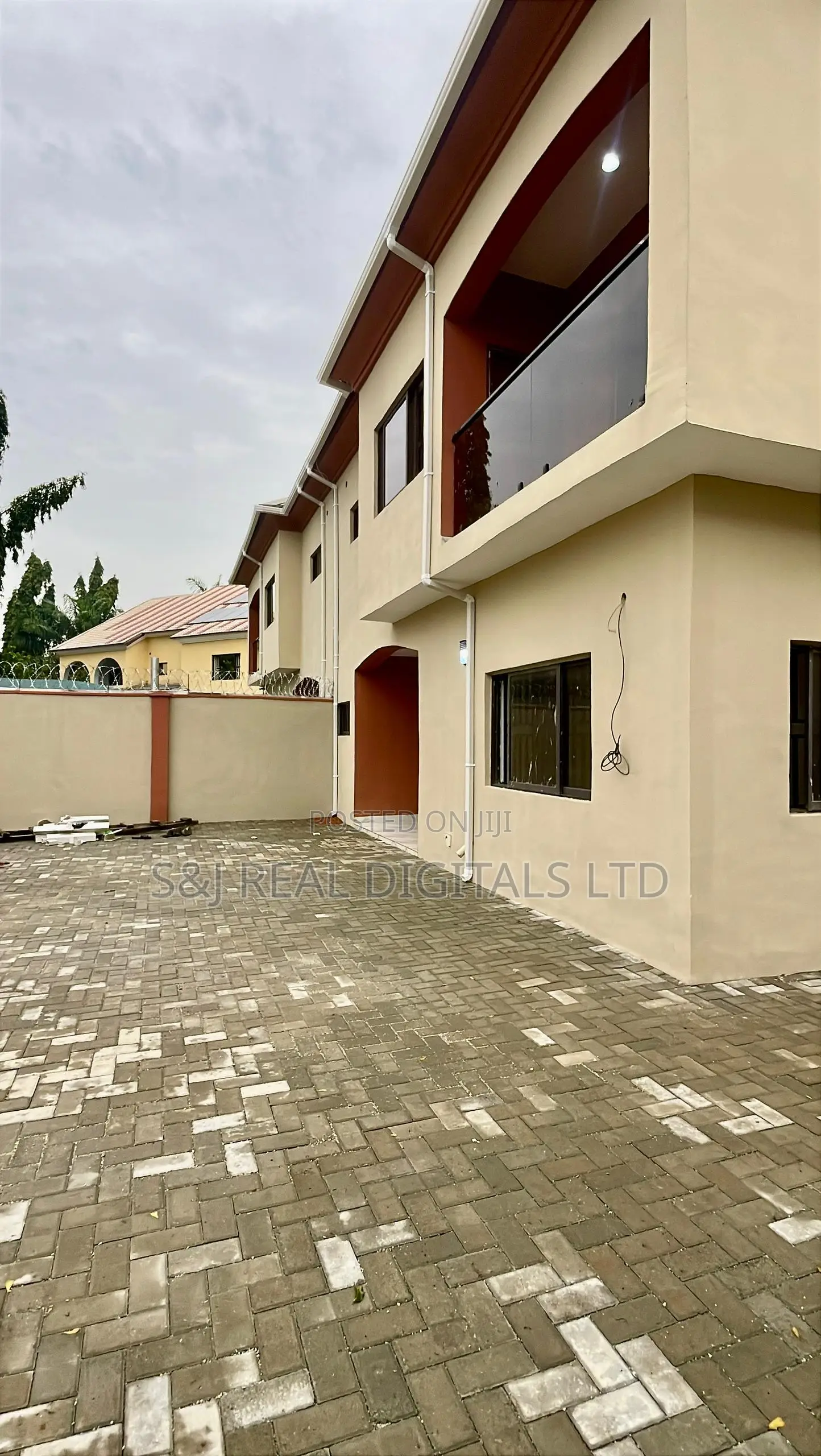 4bdrm Duplex in Life Camp for rent in Life Camp