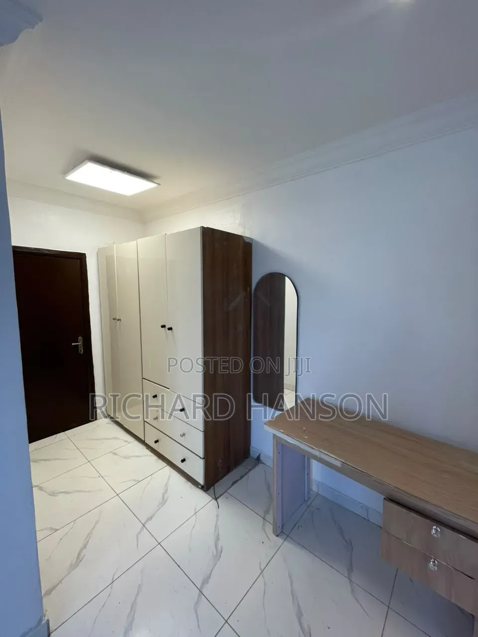 Furnished 1bdrm Shared Apartment in Non Flooded, Chevron for rent in Chevron