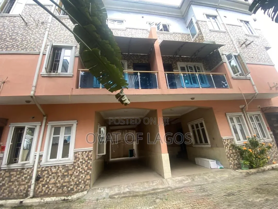 5bdrm Duplex in Osapa london for sale in Osapa london