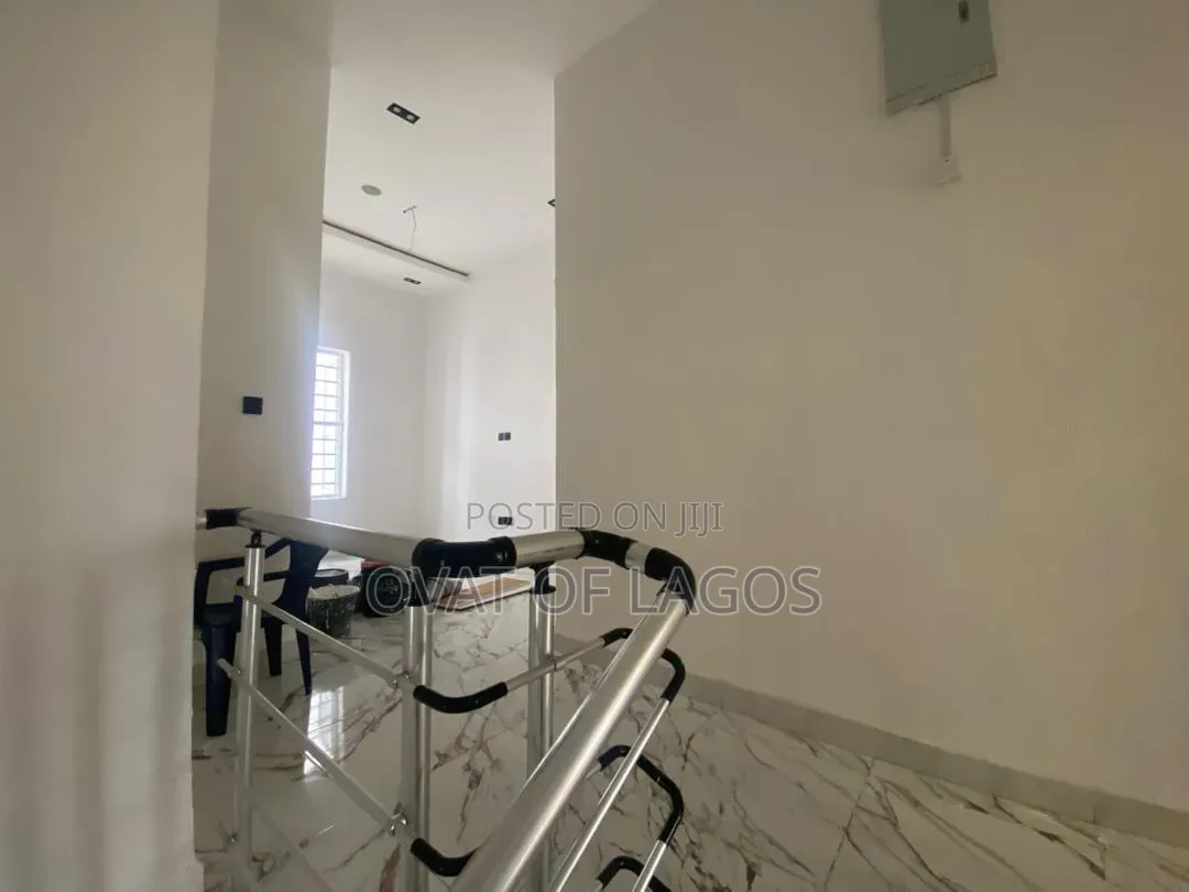 5bdrm Duplex in Osapa london for rent in Osapa london
