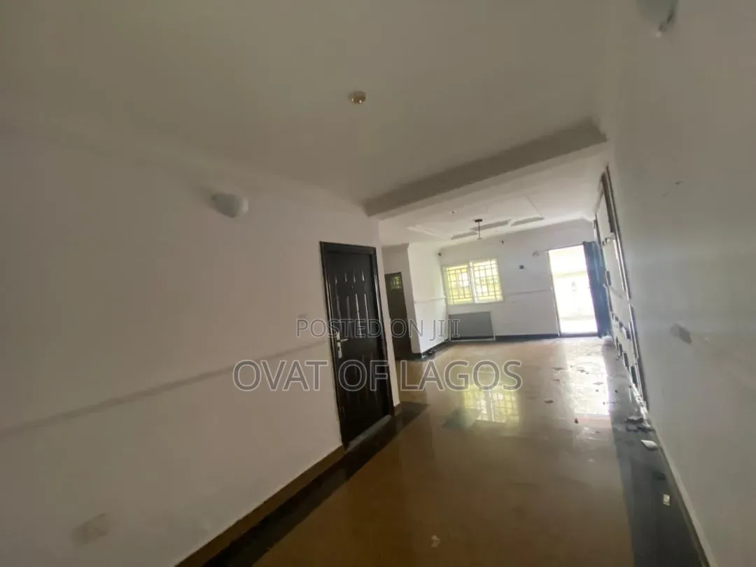 2bdrm Apartment in Osapa london for rent in Osapa london