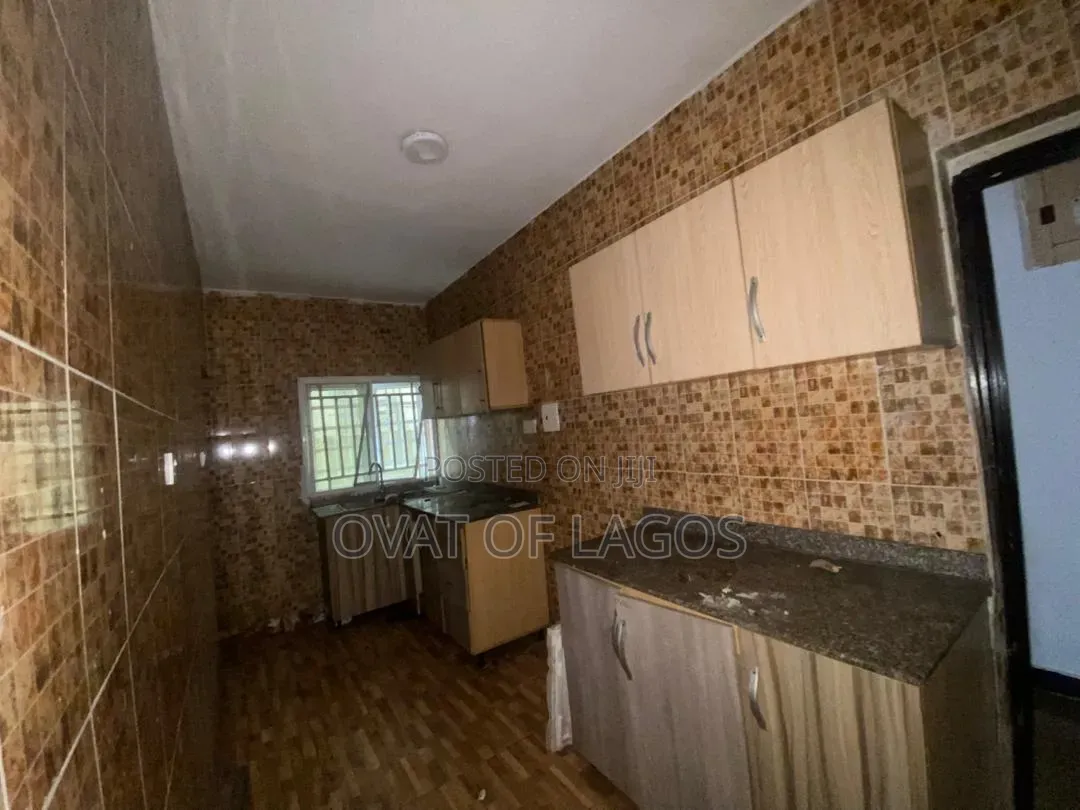 2bdrm Apartment in Osapa london for rent in Osapa london