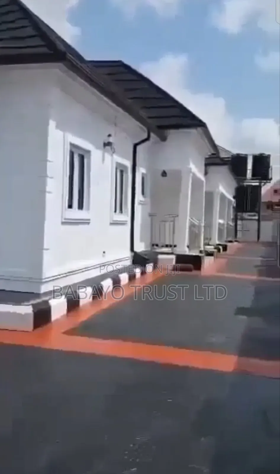 6bdrm Block of Flats in Benin City for sale in Benin City